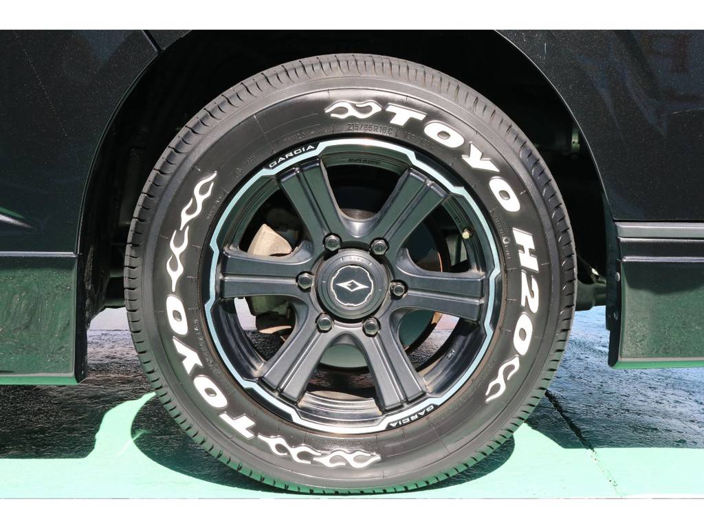 GALCIA　16インチホイール　TOYO H20レタータイヤ！