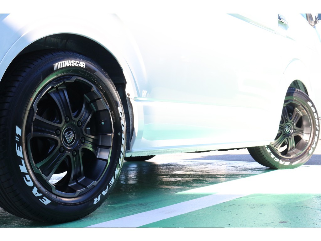 タイヤは大人気グットイヤーナスカータイヤセットとなります！