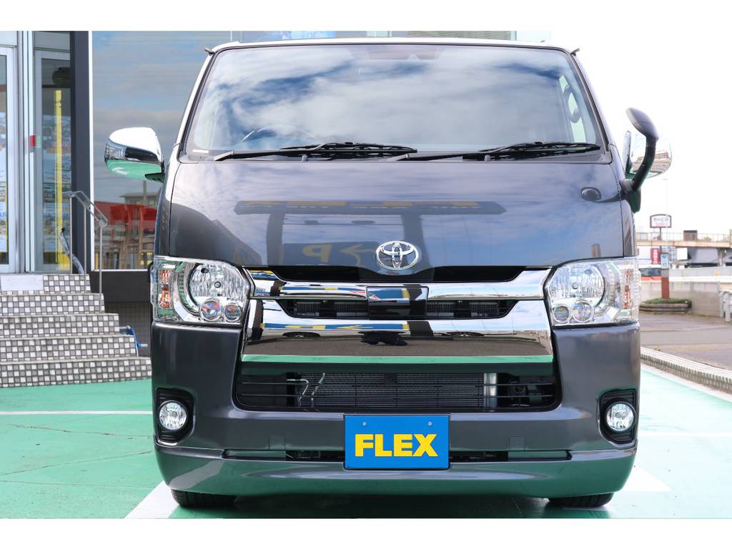 ＴＳＳ（トヨタセーフティーセンス）付き車両となっておりますので安心して運転して頂けます！