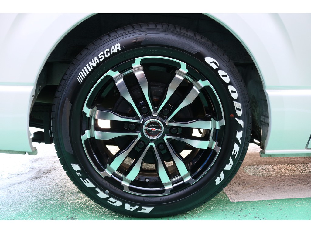 ホイールは17ｉｎｃｈ SHALLEN XF-65 arksを装着しております！