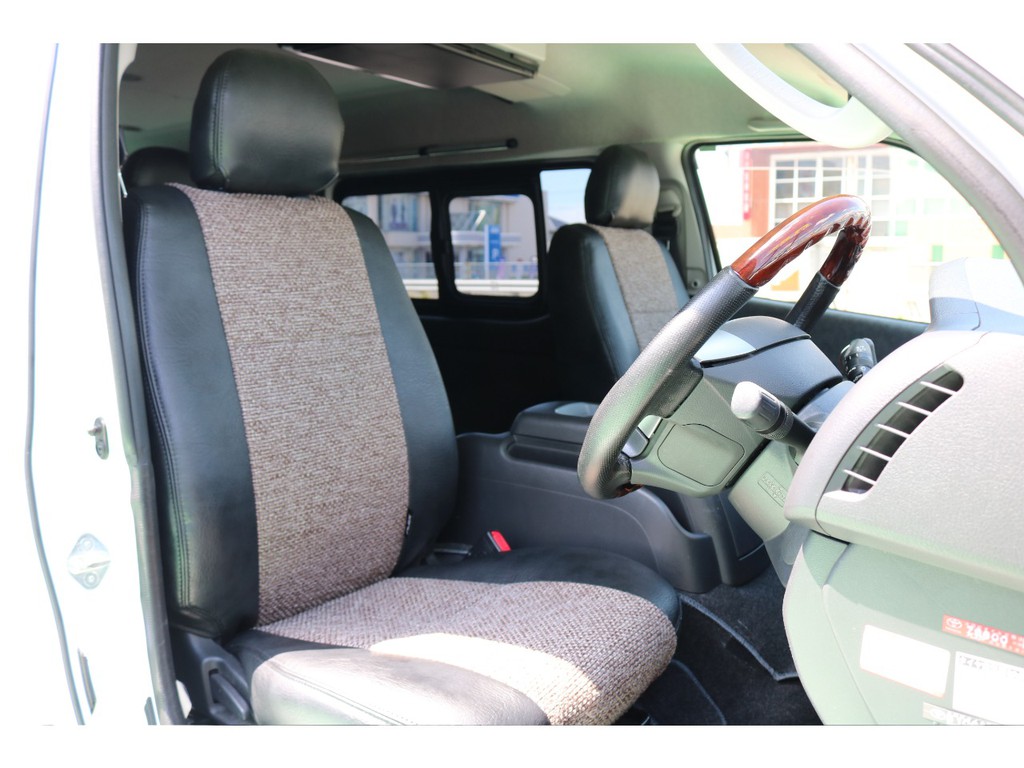 Renoca 専用　シートカバー取付！！