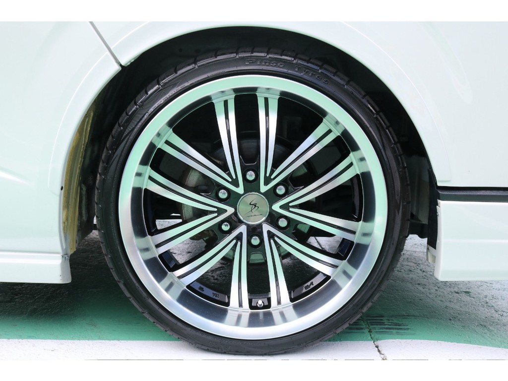 オシャレは足元から！SILKBLAZE JEUNESSE 20inch