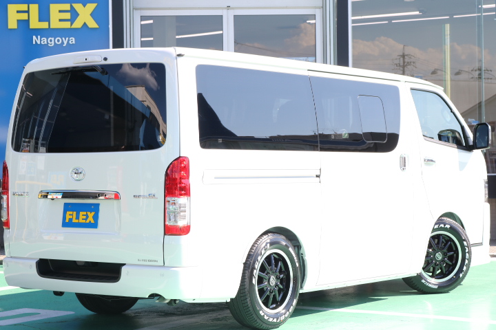 新型ハイエース最短2週間でご納車できます！！