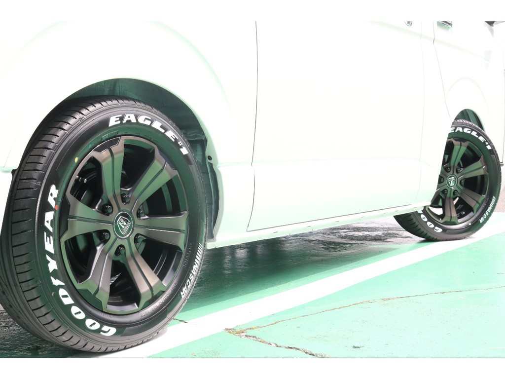 17inchAWにグッドイヤーナスカータイヤホワイトレター