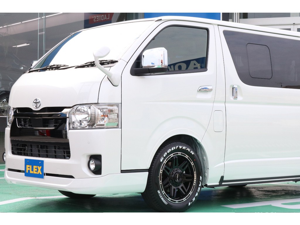 ６型から追加オプションになった全方位カメラ＆前後衝突防止安全機能も増えております！