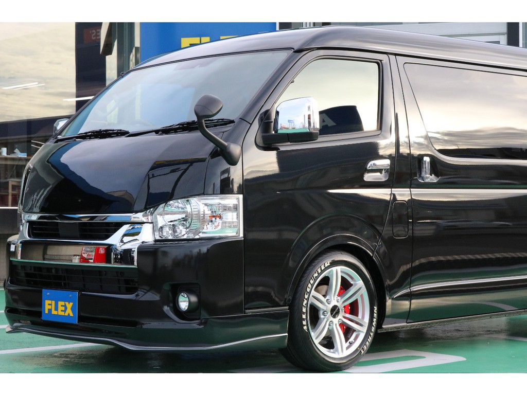タイプＲフロントリップスポイラーはシルバーカラーを入れて塗分け塗装致しました！