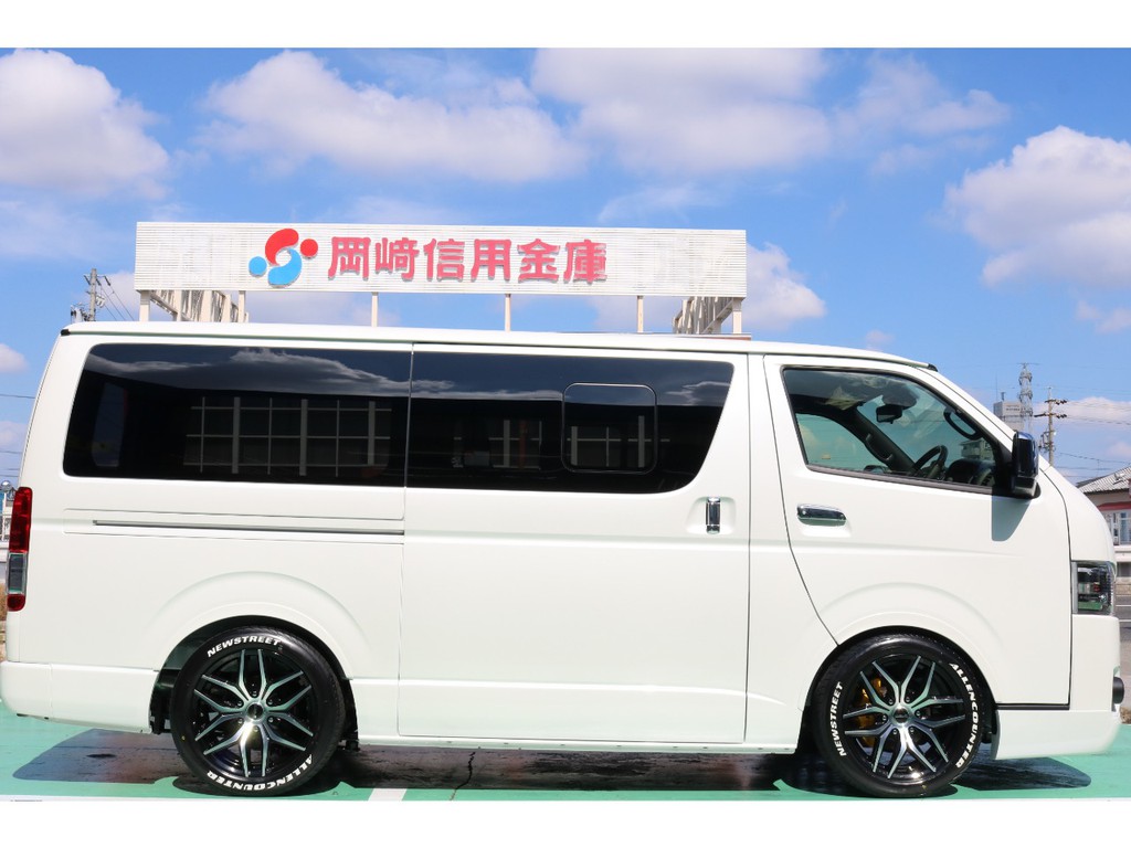 2インチローダウン（約50ミリ）にFLEXオリジナルオーバーフェンダー装着（約25ミリダウンルック）！！