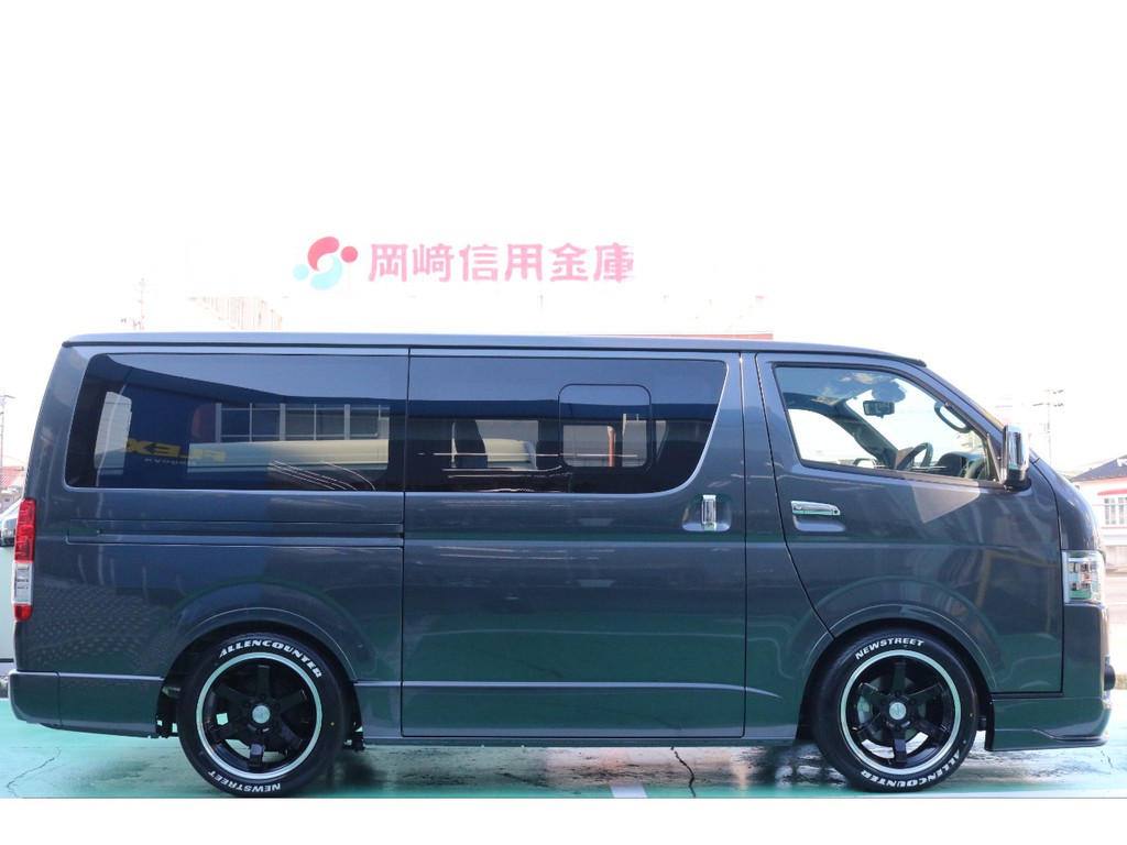 リーガルフェンダー装着済みとなりますので車高も低く見えます！