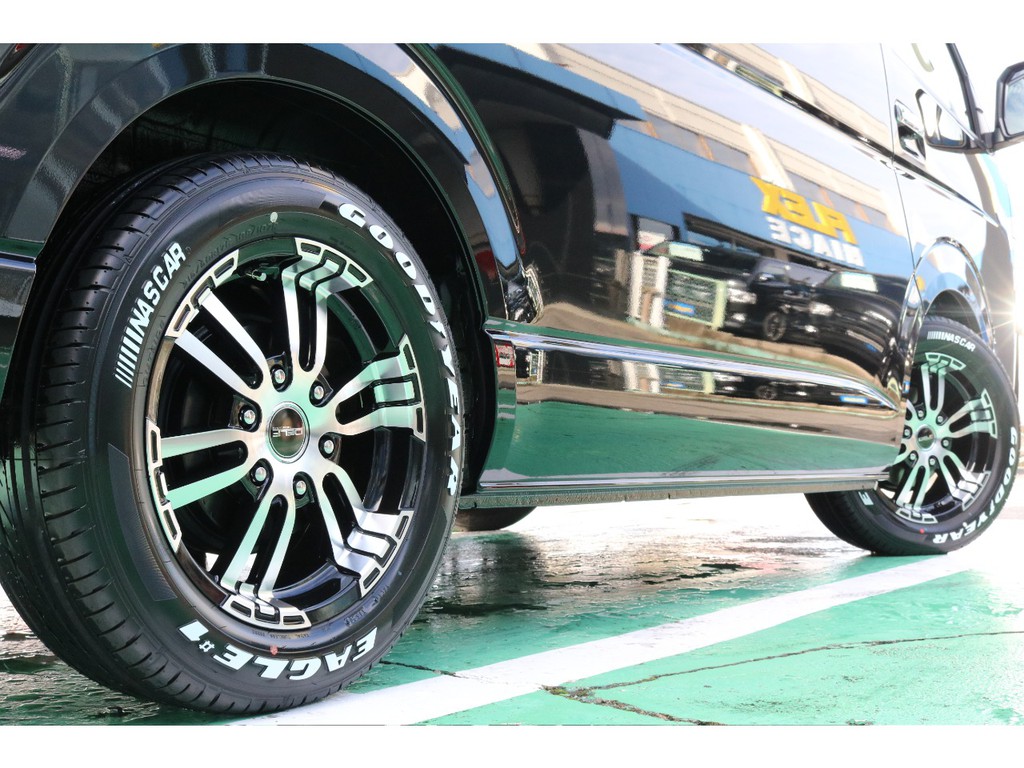 タイヤは大人気グットイヤーナスカータイヤのセットとなります♪