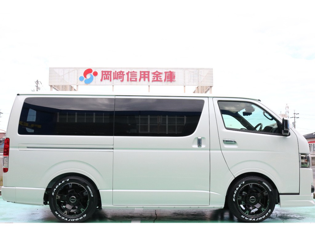 ローダウン施工済み♪乗り降りも快適で見た目もＧＯＯＤ♪