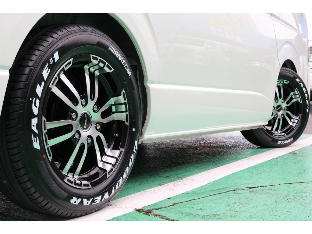 タイヤは大人気グットイヤーナスカータイヤのセット♪