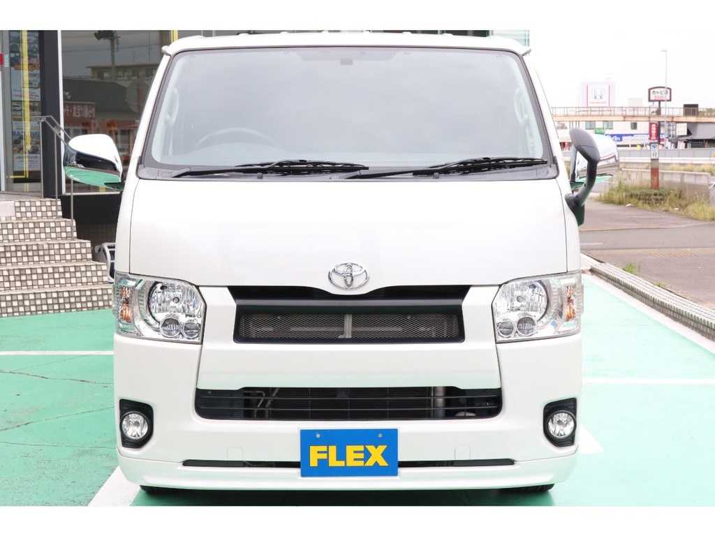 ＴＲＤオプション多数と嬉しい１台の入庫です♪