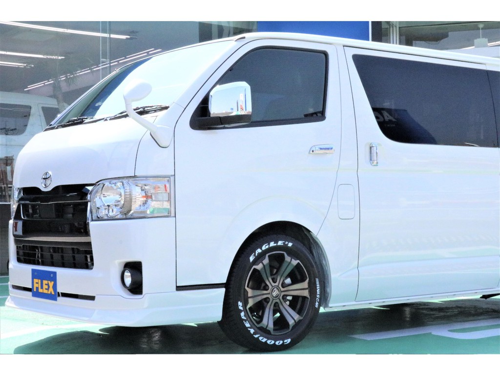 ローダウンを施工する事で乗り降りも快適に♪