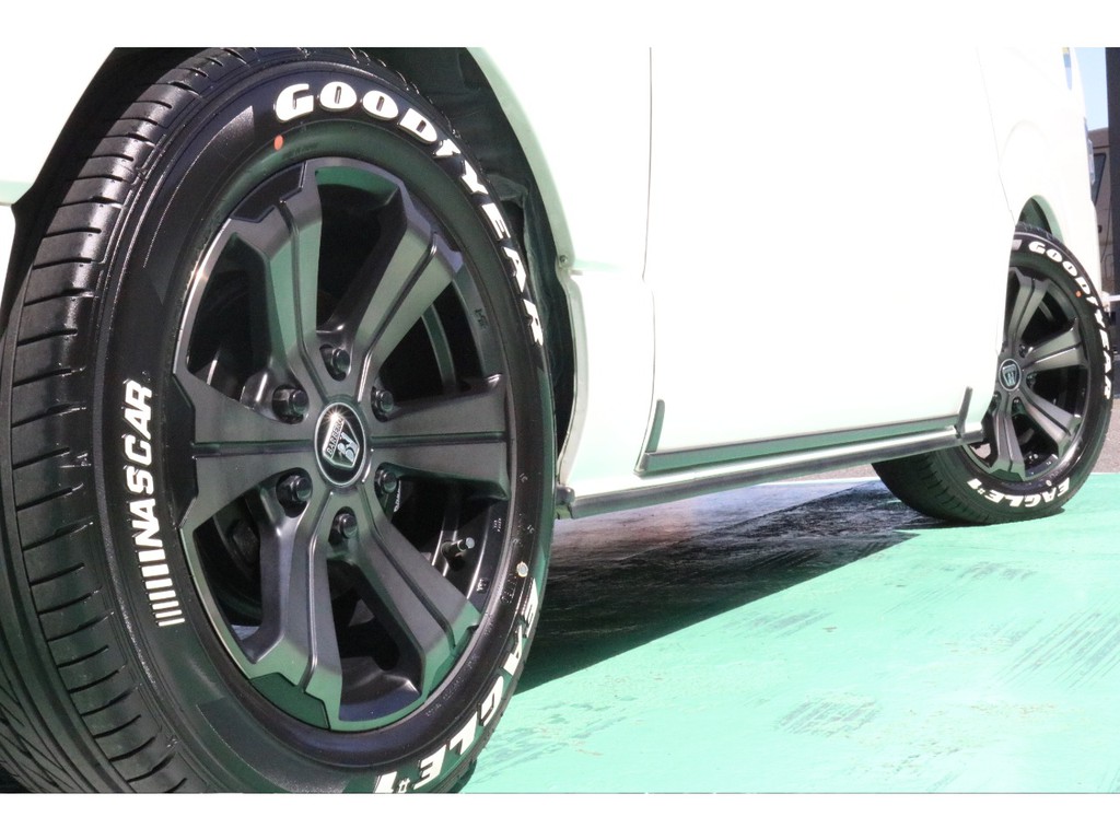 グットイヤーナスカータイヤ車検対応をセットしております！