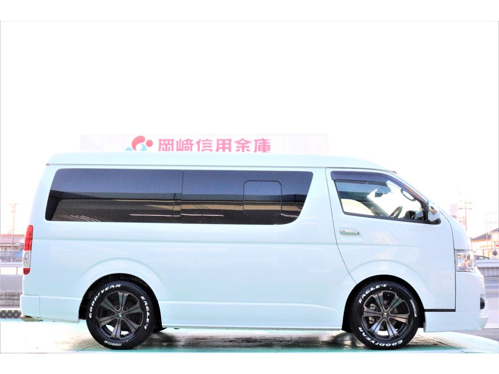 ローダウン施工済みとなり乗り降りも快適に♪
