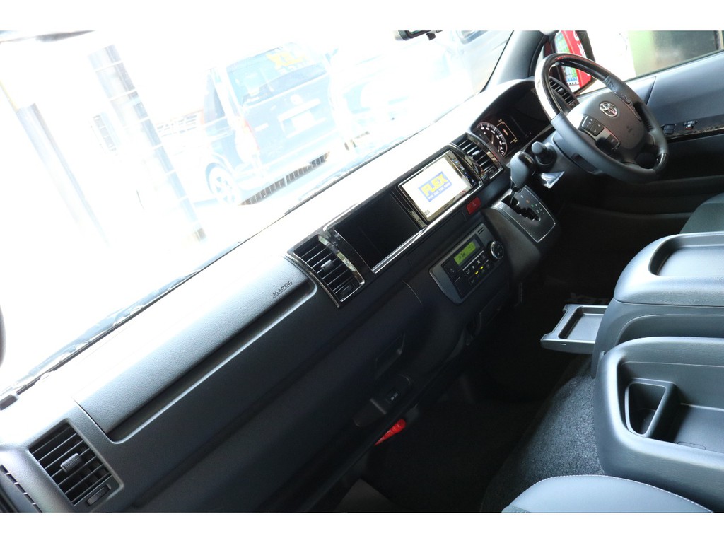 目線の高いハイエースで快適に運転して頂けます♪