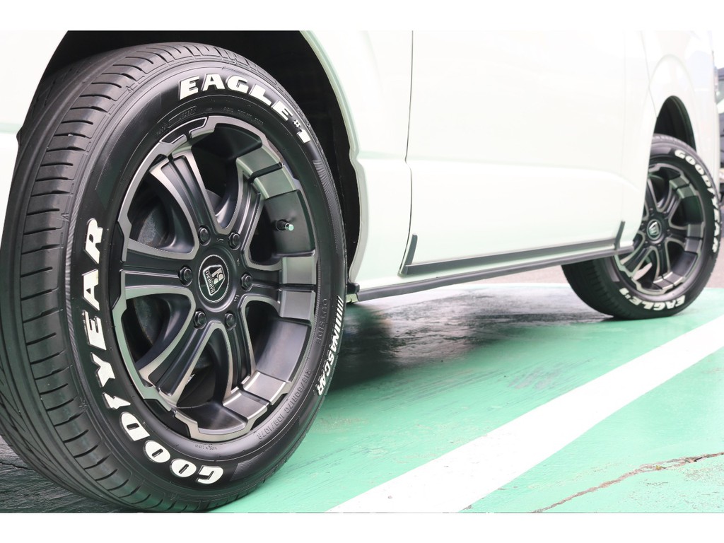 グッドイヤー ナスカータイヤ１７ｉｎｃｈをセットしております！