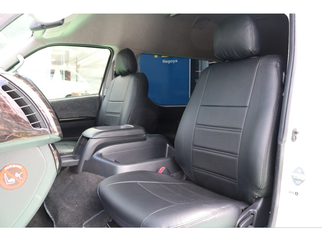 中古車ですが妥協せず新品パーツ多数盛り込んでのご案内となります！