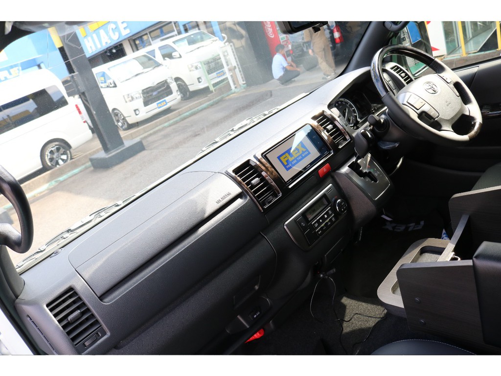 見通しの良いコックピットは、運転もし易い！