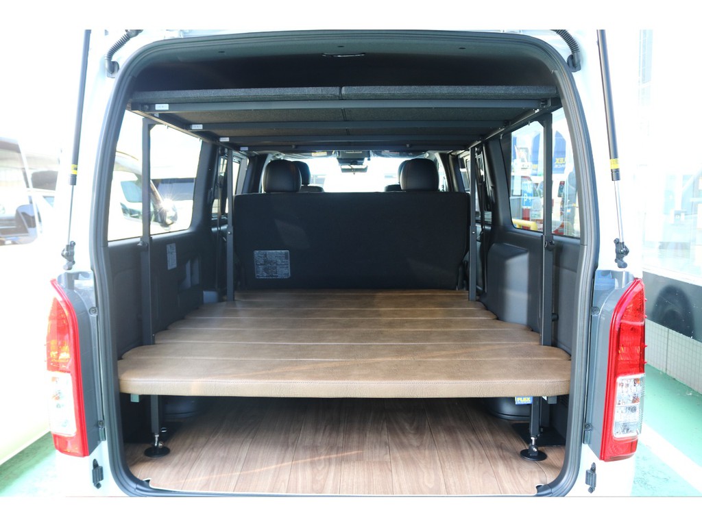 見た目もお洒落で、荷室も広く、使い勝手も良し！