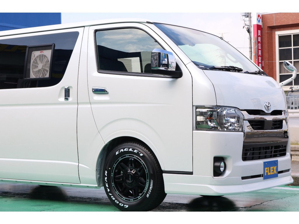 ＦＬＥＸオリジナルフロントリップスポイラーで引き締まったお顔回り！