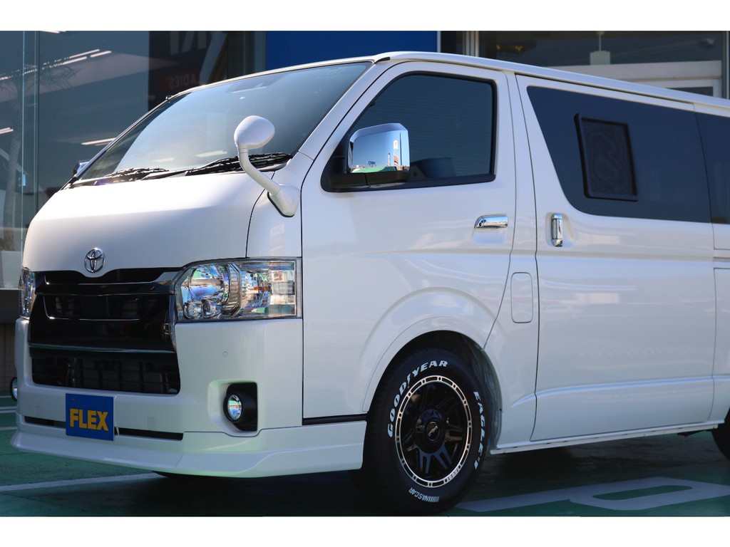 ＦＬＥＸオリジナルフロントリップスポイラーで引き締まったお顔回り！