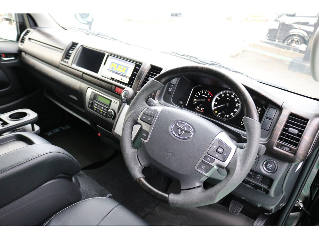 艶消しマホガニーステアリングをインストール♪