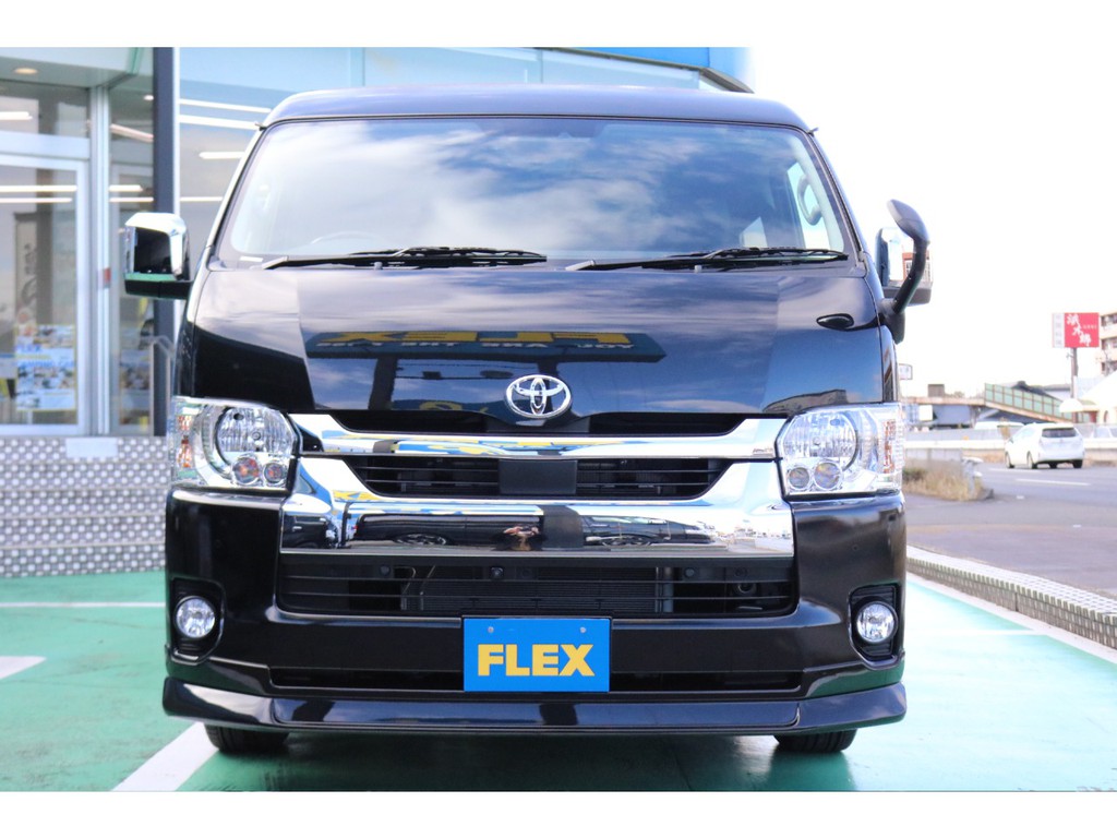 オリジナルのフロントリップスポイラーでお顔引き締めます！