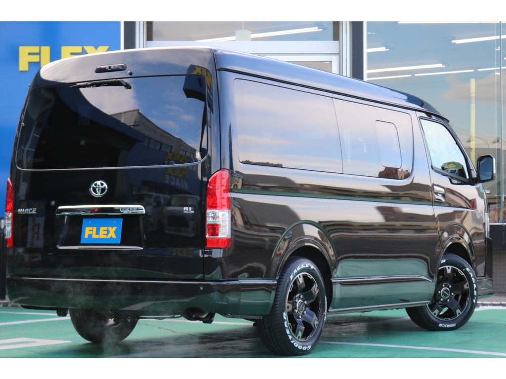 純正テールがとてもいい味出していますね！