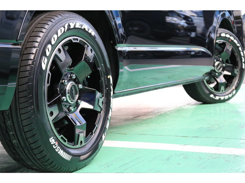 ホイールはＦＬＥＸオリジナルのDELF03 17inchAW！