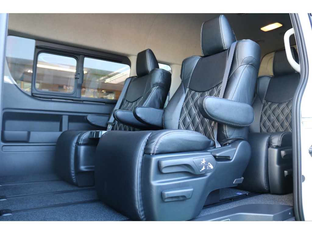 2列目は前後左右のスライドが可能！