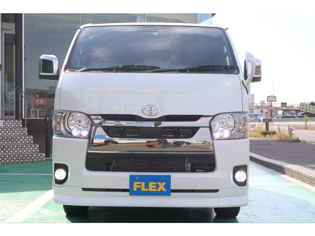 ＦＬＥＸオリジナル【DelfinoLine】フロントリップスポイラーも装着済みです！