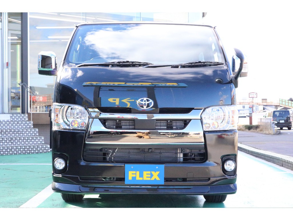 インテリジェントクリアランスソナー、TSS、LEDヘッドライト等の多数メーカーオプションも搭載済みです！
