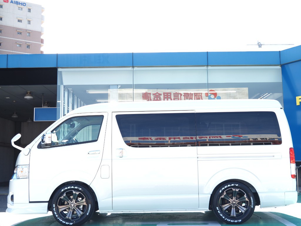 片側パワースライドドア装備です！