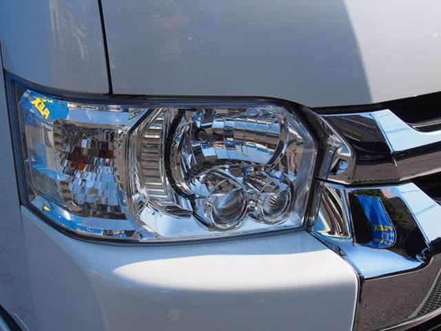 ＬＥＤヘッドライトがオプションで完備！