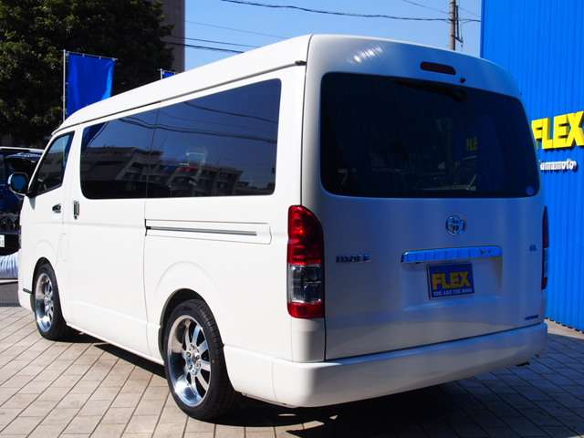 ローダウン＆室内架装共に公認取得いたします！