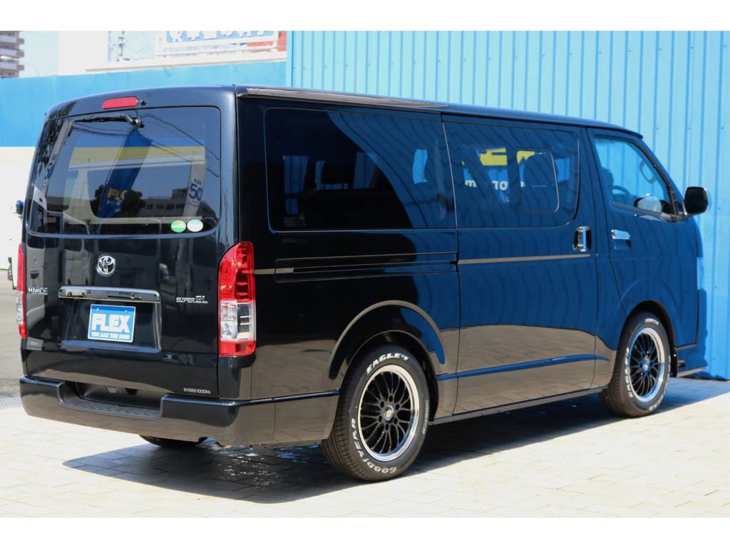 1ＫＤ　３０００ｃｃのディーゼルエンジンを搭載した新車です！ご案内できるのもこの１台が最後となります。