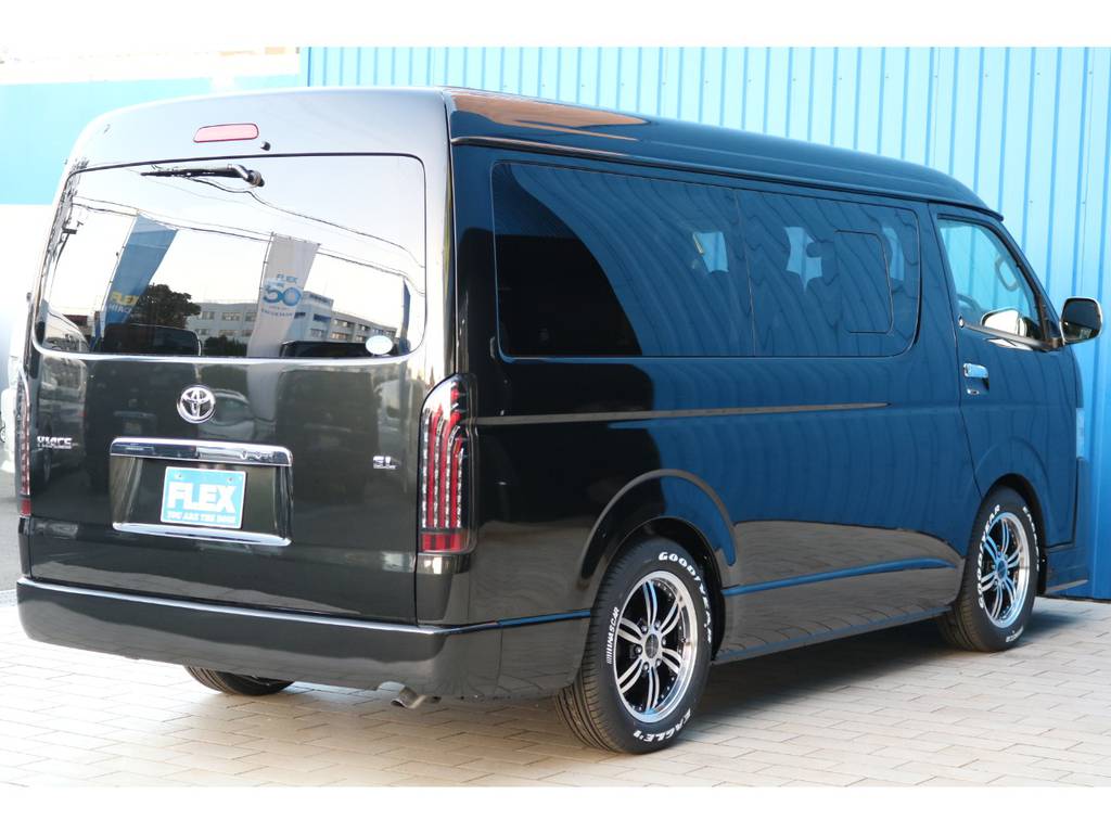 新型車をベースにカスタムしました！内外装、豪華装備の1台です！