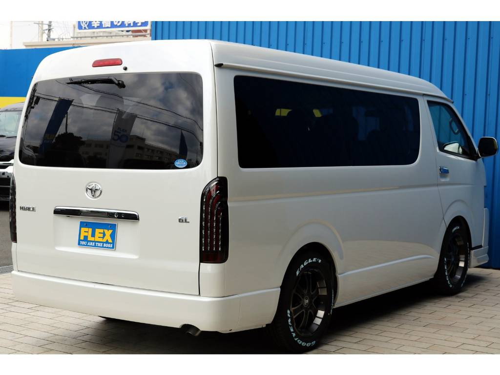 未登録新車　ハイエースＷ　ＧＬ　２７００ｃｃ　ガソリン　サイドガラス開閉式