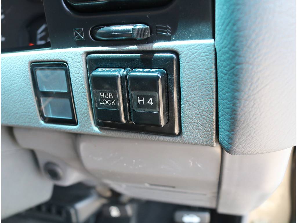 パートタイム４ＷＤ車輛です！！