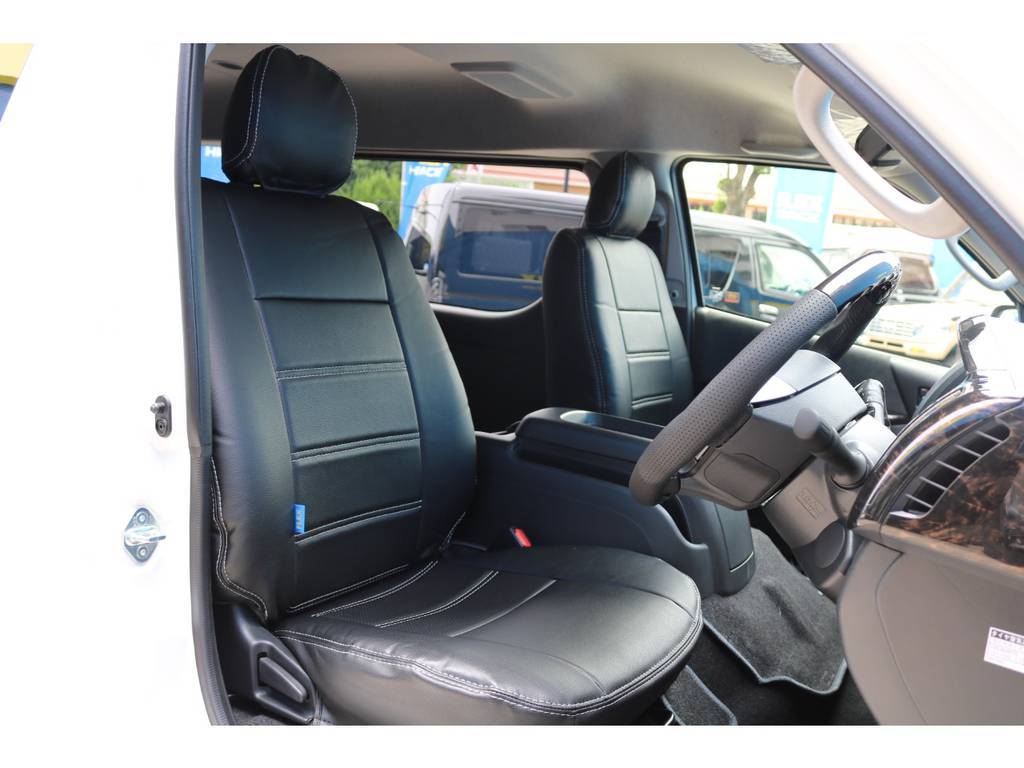 ブラックレザー調シートカバー！