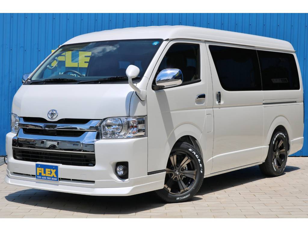 ☆ＦＬＥＸオリジナル　シートアレンジＲ１☆人気のシートアレンジＲ１に加え、熊本店オリジナルトリプルナビパッケージを組み込み、さらに内外装フルカスタムしました！豪華装備の１台です♪