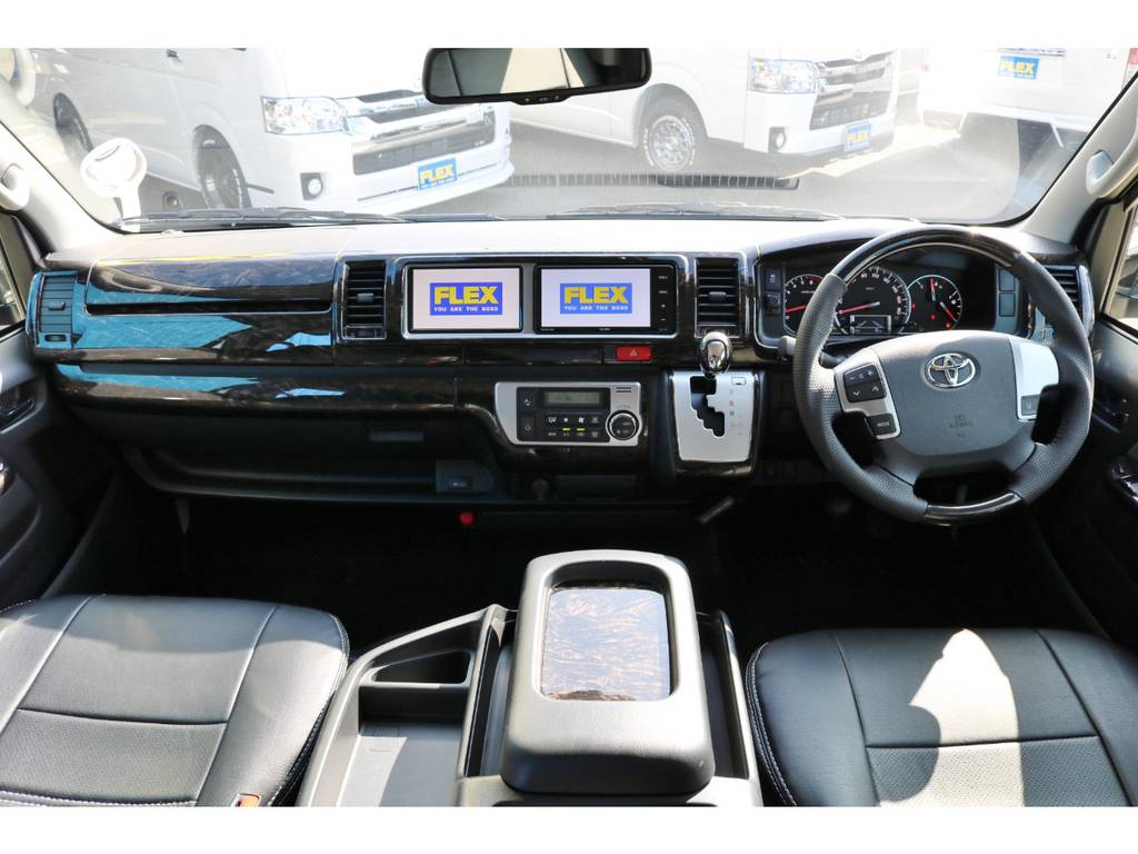 ハイエース　ワゴン　ＧＬ　２７００ｃｃ　ガソリン　ＴＳＳ付き　ＦＬＥＸオリジナル　シートアレンジＶｅｒ２