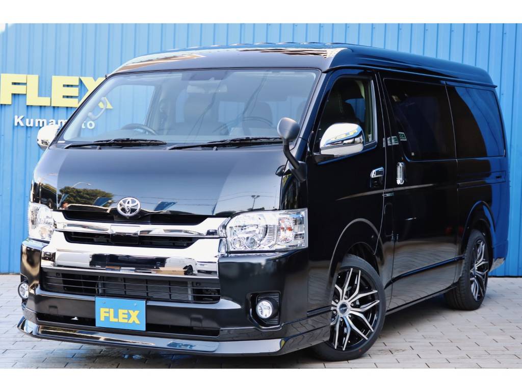 未登録新車☆ＦＬＥＸオリジナル　シートアレンジＲ1☆入庫致しました！熊本店オリジナル　トリプルナビパッケージも組み込み、豪華装備の1台です。