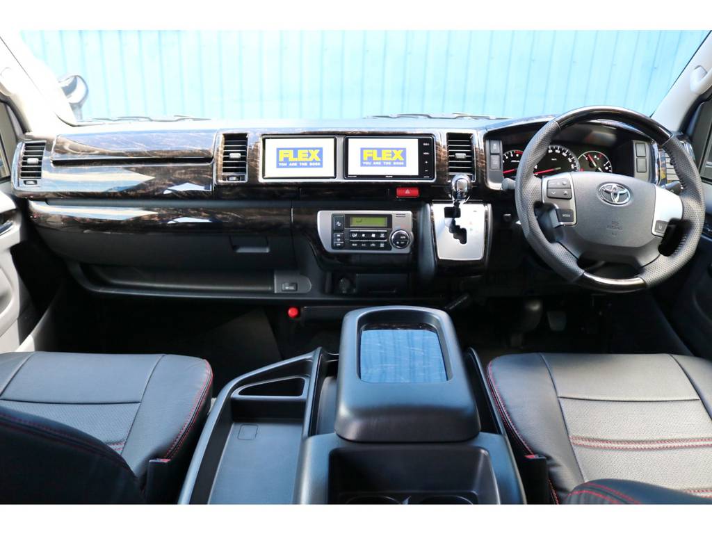 未登録新車　ハイエース　ワゴン　ＧＬ　２７００ｃｃ　ガソリン　2ＷＤ