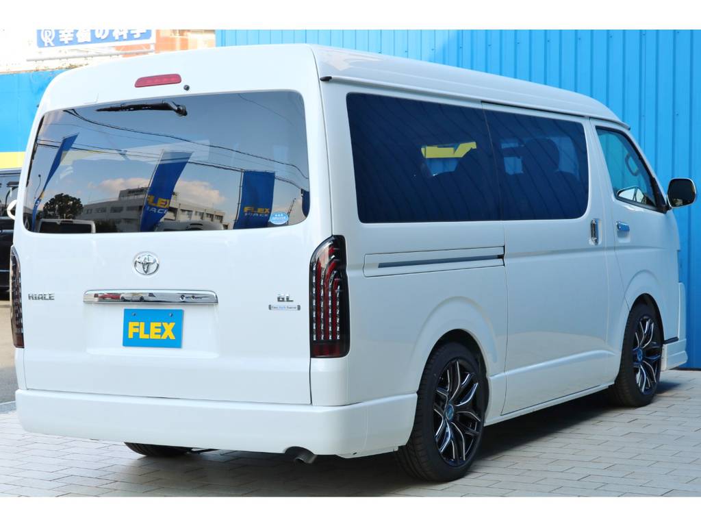 未登録新車　ハイエース　ワゴン　ＧＬ　ファインテックツアラー　２７００ｃｃ　ガソリン　２ＷＤ