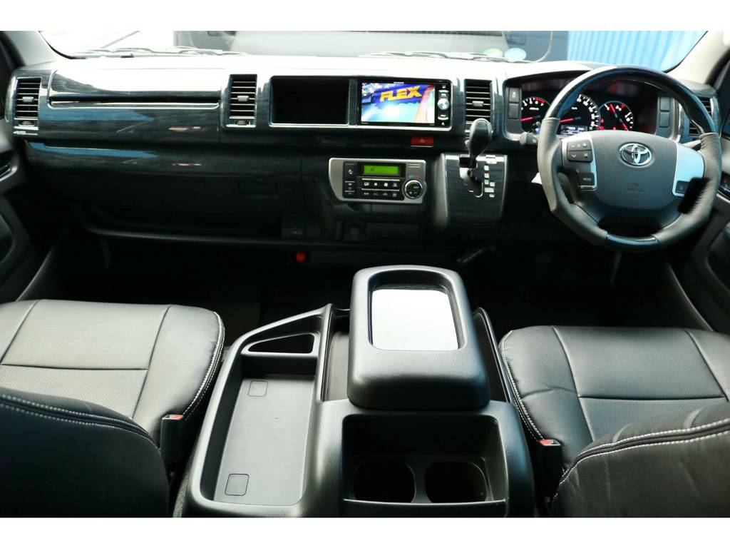 未登録新車　ハイエース　ワゴン　ＧＬ　4ＷＤ　２７００ｃｃ　ガソリン　トヨタセーフティセンス付き