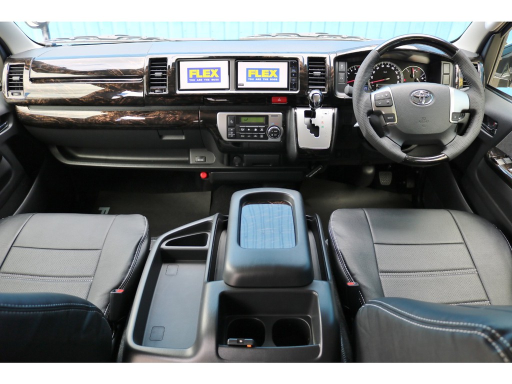 未登録新車　ハイエース　ワゴン　ＧＬ　２７００ｃｃ　ガソリン　２ＷＤ　ＦＬＥＸオリジナル　シートアレンジＶｅｒ２（バージョンツー）