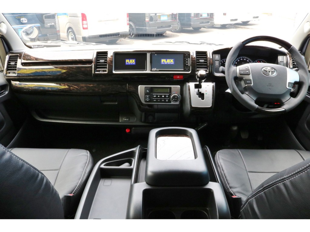 未登録新車　ハイエース　ワゴン　ＧＬ　２７００ｃｃ　ガソリン　２ＷＤ　ＦＬＥＸオリジナル　シートアレンジＦＡＳＰ(ファスプ)Ｖｅｒ２（バージョンツー）