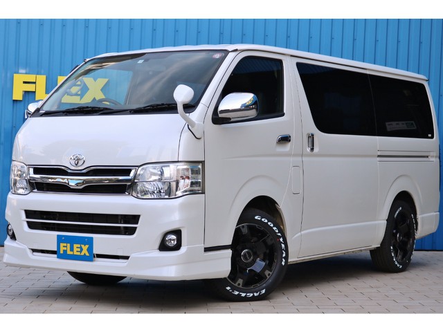 内外装カスタム豊富な３型入庫【新品ＦＬＥＸカスタム】カーヴィンベッドキットやウィンドウパネル付きでトランポや車中泊にも！タイヤ＆ホイール他新品パーツで仕上げました！全国納車可能！